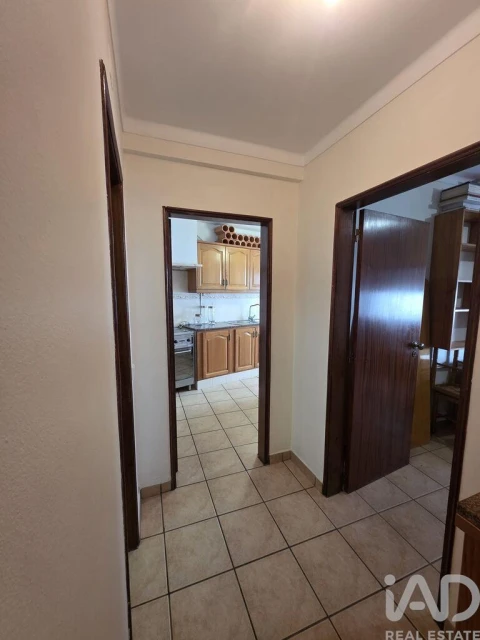 Apartamento T2 para Venda em Quelfes