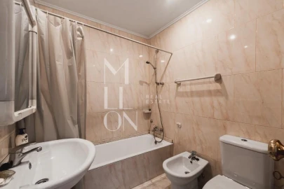 Apartamento T3 para Venda em Ramalde