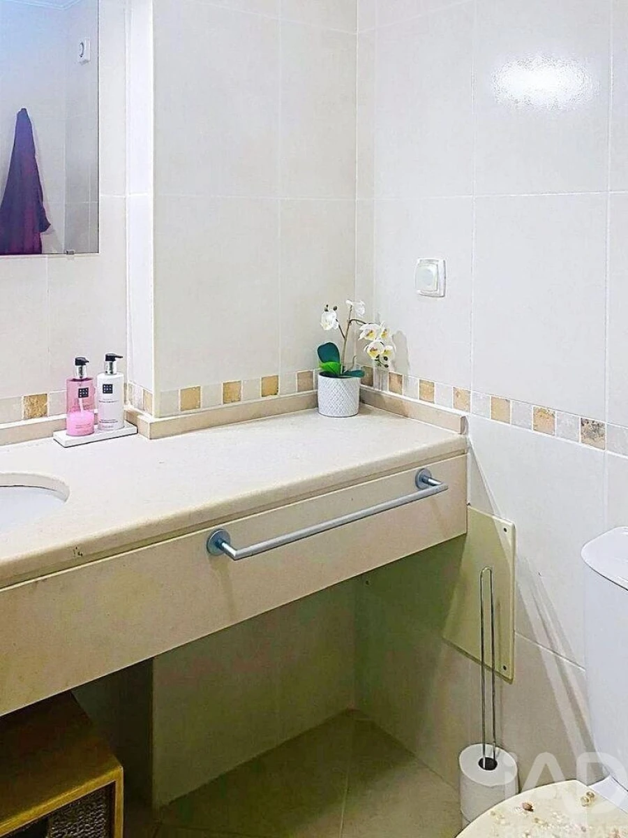 Apartamento T1 para Venda em Armação de Pera Foto 36