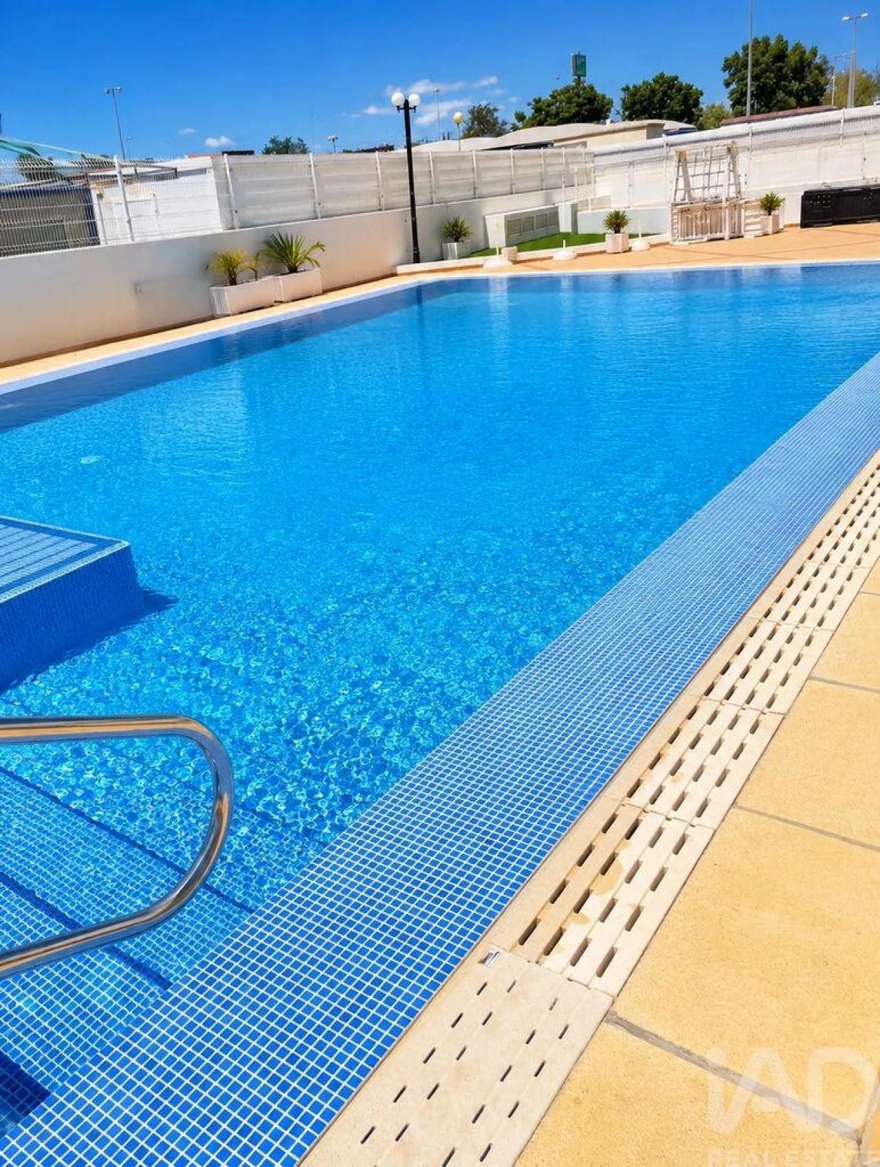 Apartamento T1 para Venda em Armação de Pera Foto 10