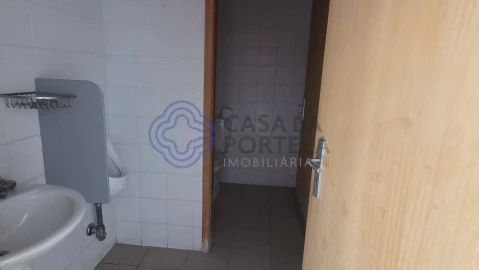 Loja para Venda em Valongo