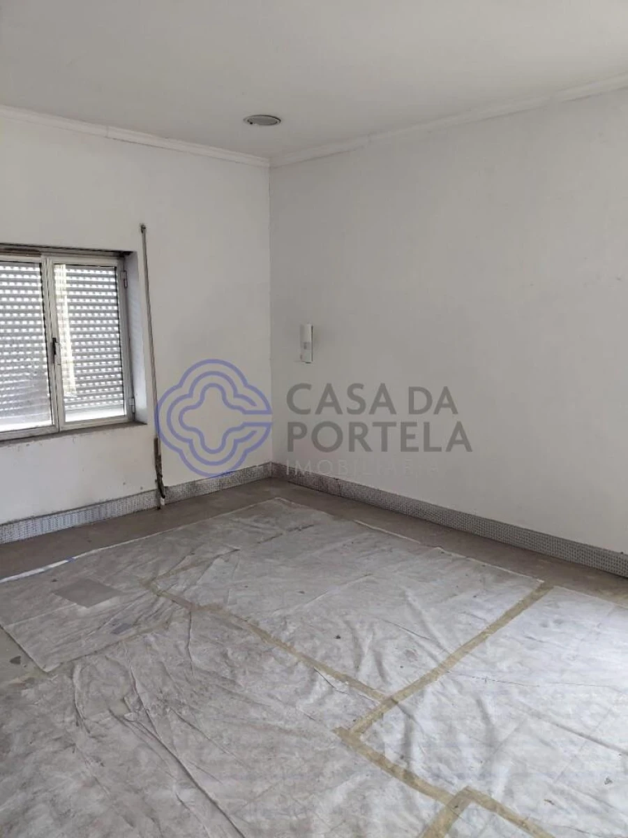 Prédio para Venda em Gondomar (São Cosme), Valbom e Jovim Foto 8