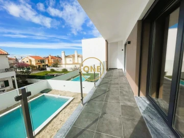 Moradia T4 para Venda em Quinta do Anjo