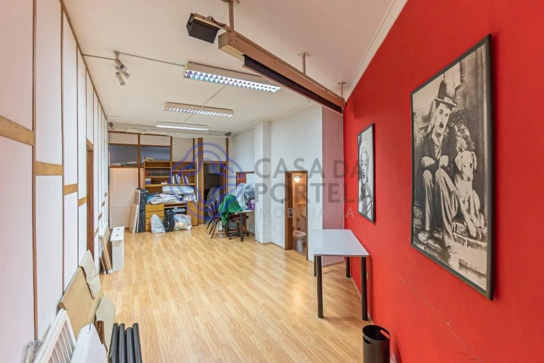 Armazém para Venda em Valongo Foto 9