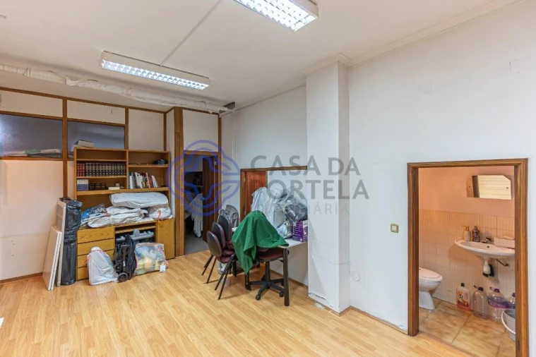 Armazém para Venda em Valongo Foto 12
