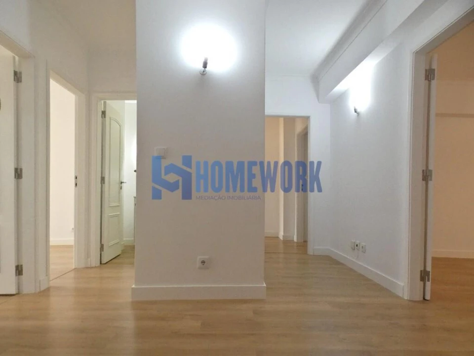 Apartamento T3 para Venda em São Domingos de Benfica Foto 16