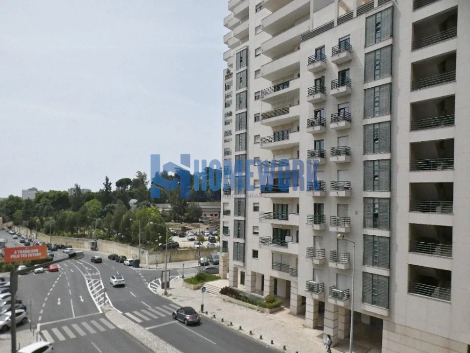 Apartamento T3 para Venda em São Domingos de Benfica Foto 19