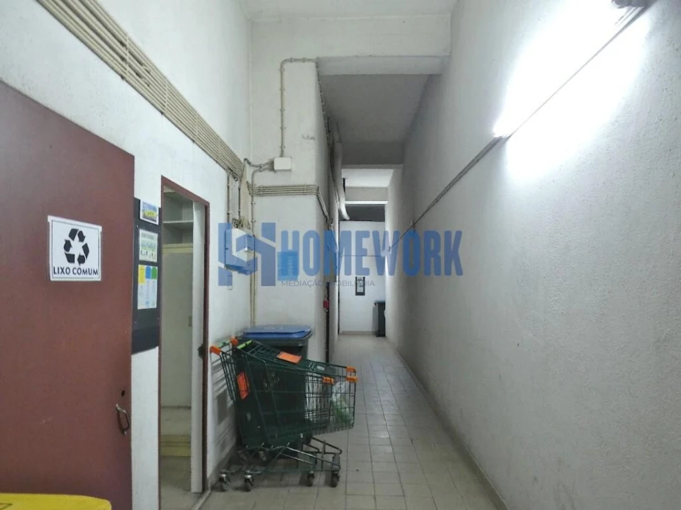 Apartamento T3 para Venda em São Domingos de Benfica Foto 38