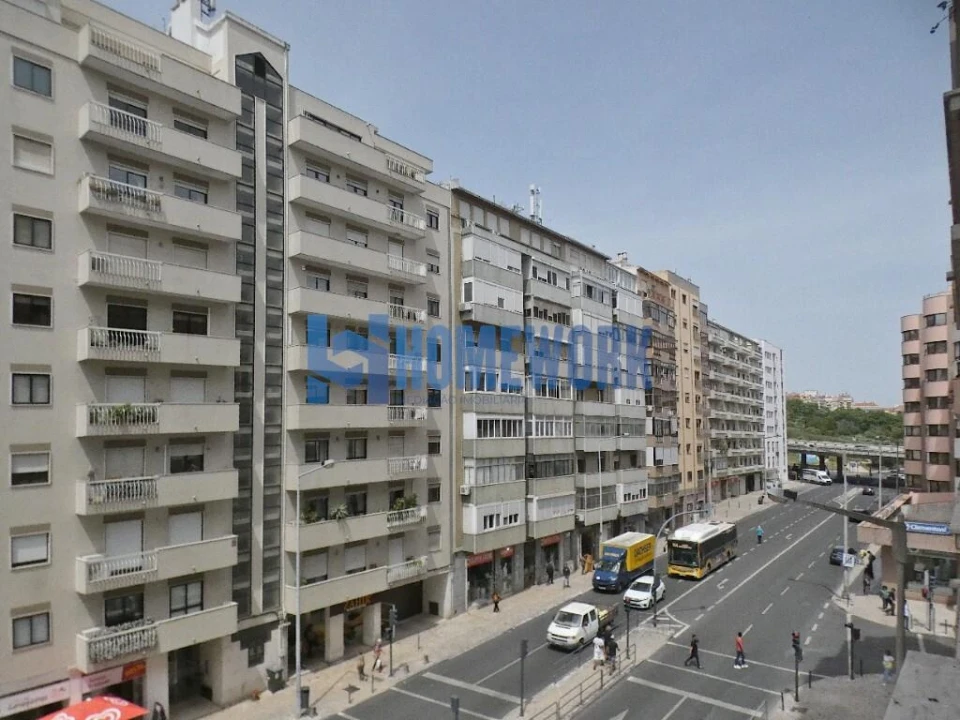 Apartamento T3 para Venda em São Domingos de Benfica Foto 20