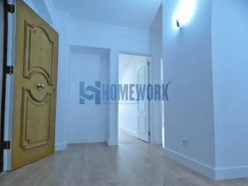 Apartamento T3 para Venda em São Domingos de Benfica
