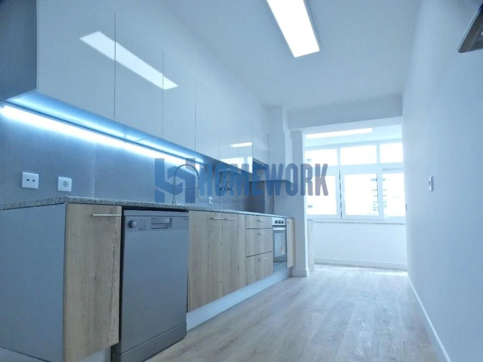 Apartamento T3 para Venda em São Domingos de Benfica Foto 18