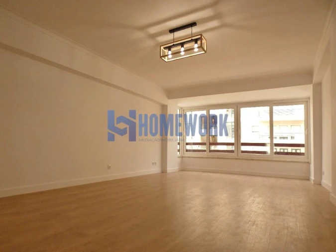 Apartamento T3 para Venda em São Domingos de Benfica Foto 17