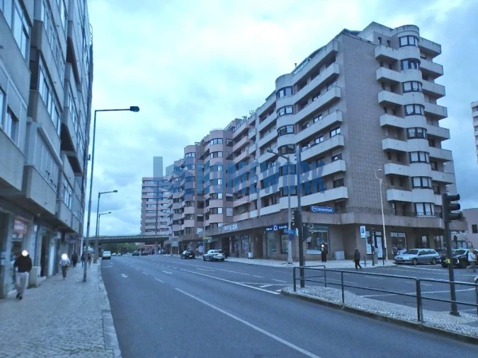 Apartamento T3 para Venda em São Domingos de Benfica Foto 40