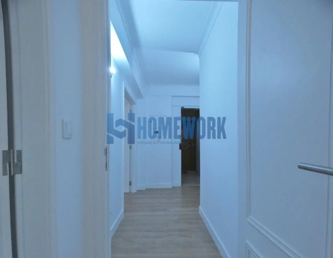 Apartamento T3 para Venda em São Domingos de Benfica Foto 24