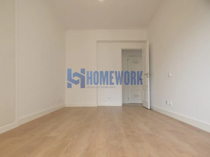 Apartamento T3 para Venda em São Domingos de Benfica Foto 11