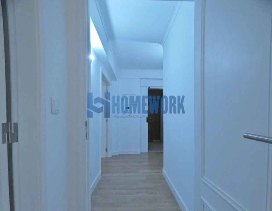 Apartamento T3 para Venda em São Domingos de Benfica Foto 24