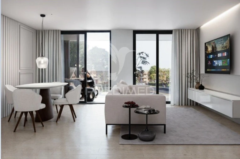 Apartamento T2 para Venda em Pedrouços Foto 2