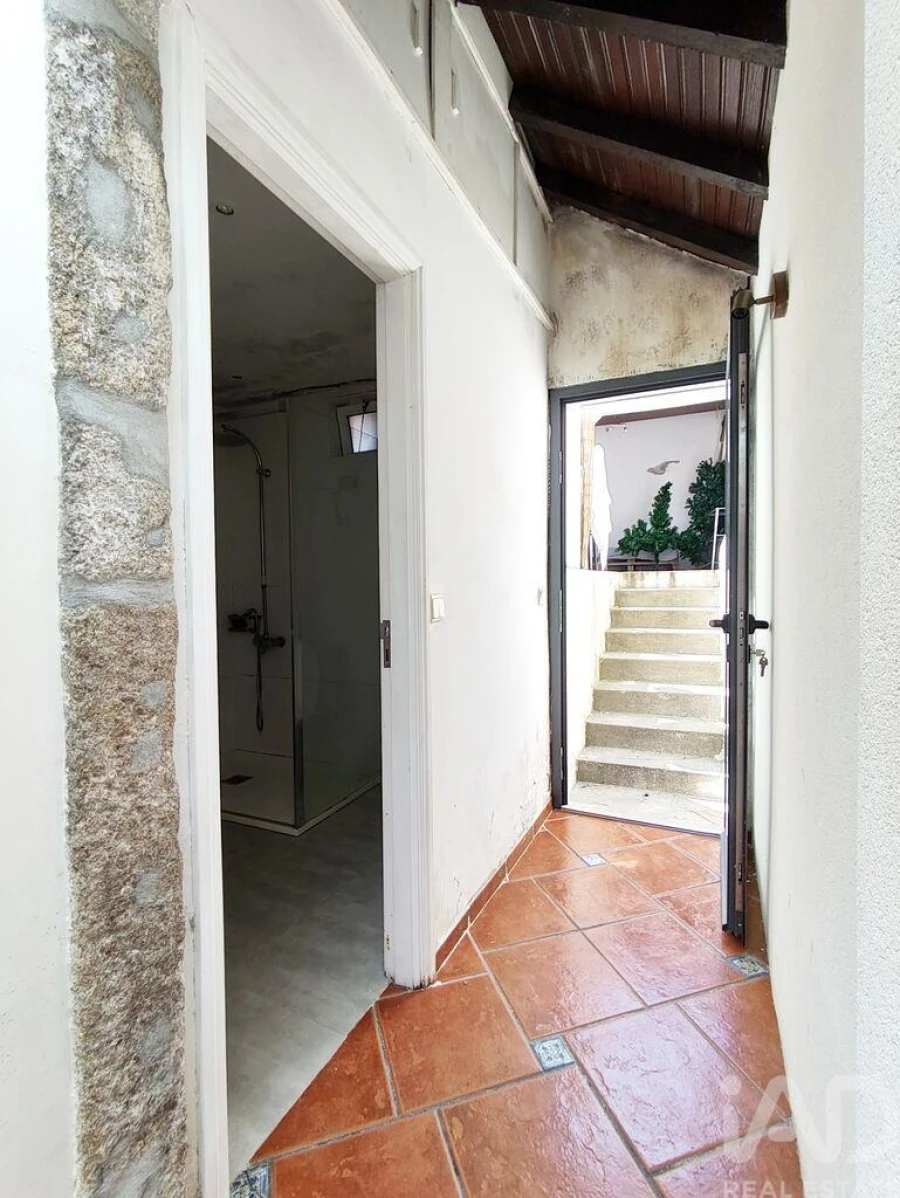 Apartamento T1 para Venda em Cedofeita, Santo Ildefonso, Sé, Miragaia, São Nicolau e Vitória Foto 32