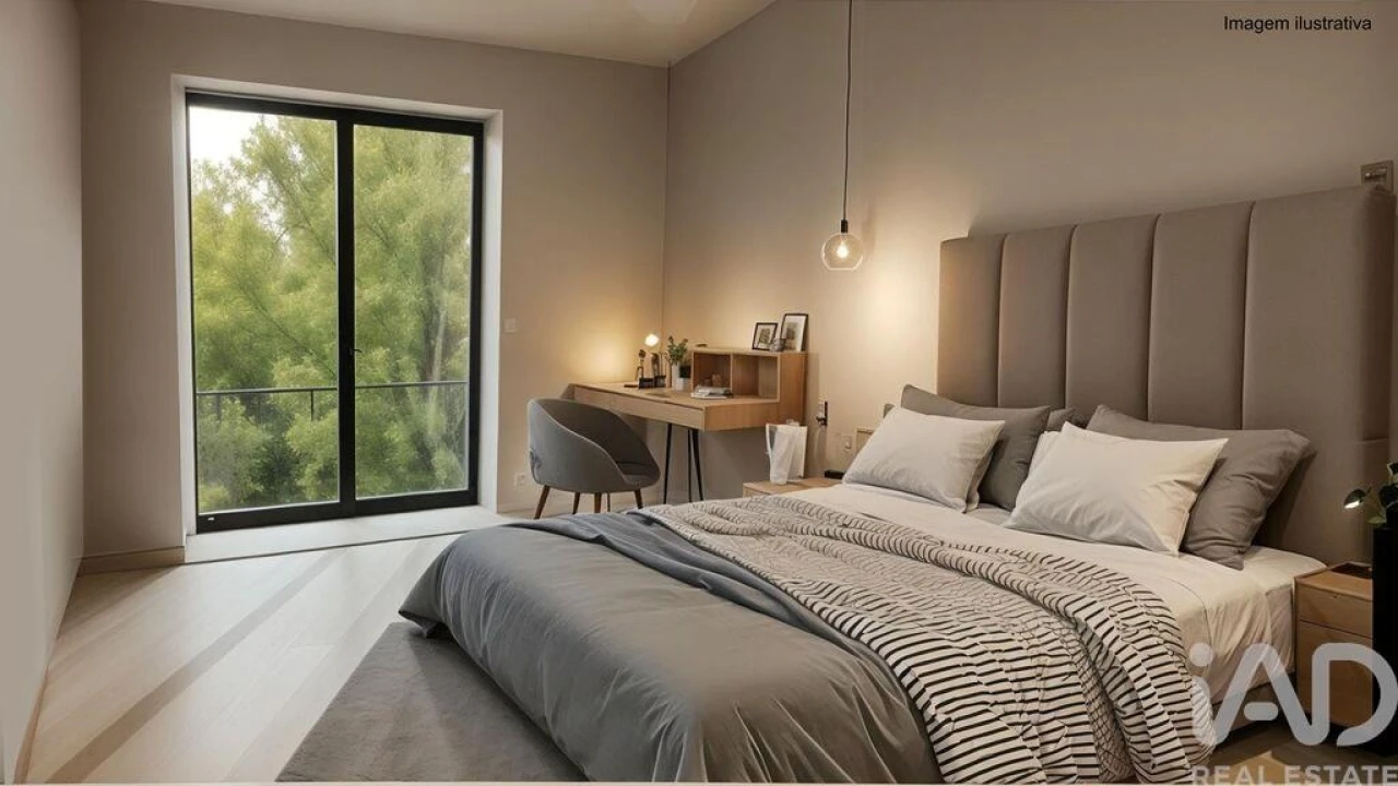 Apartamento T3 para Venda em Corroios Foto 9