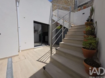 Moradia T2 para Venda em Quelfes