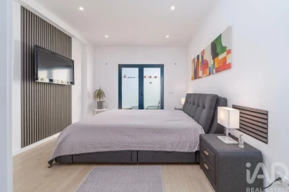 Moradia T2 para Venda em Quelfes
