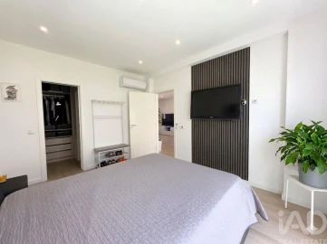 Moradia T2 para Venda em Quelfes