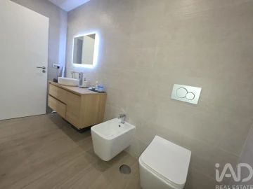 Moradia T2 para Venda em Quelfes