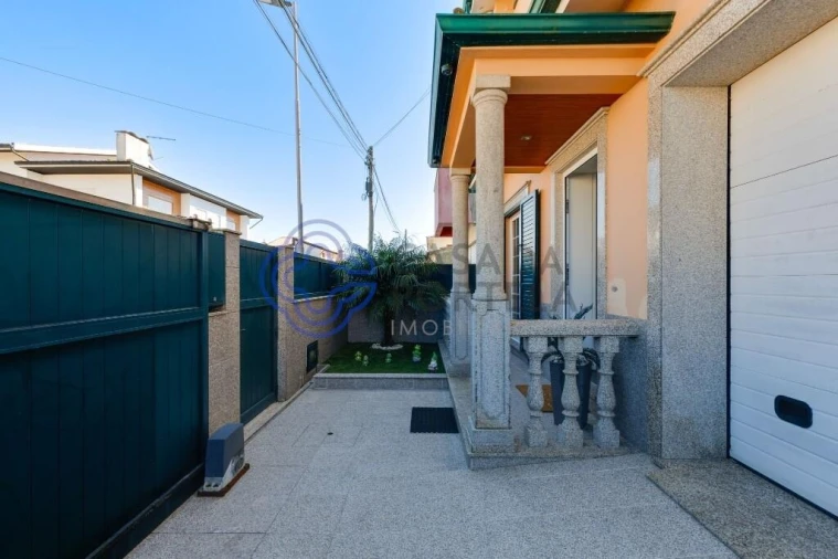 Moradia T3 para Venda em Vila Chã Foto 4