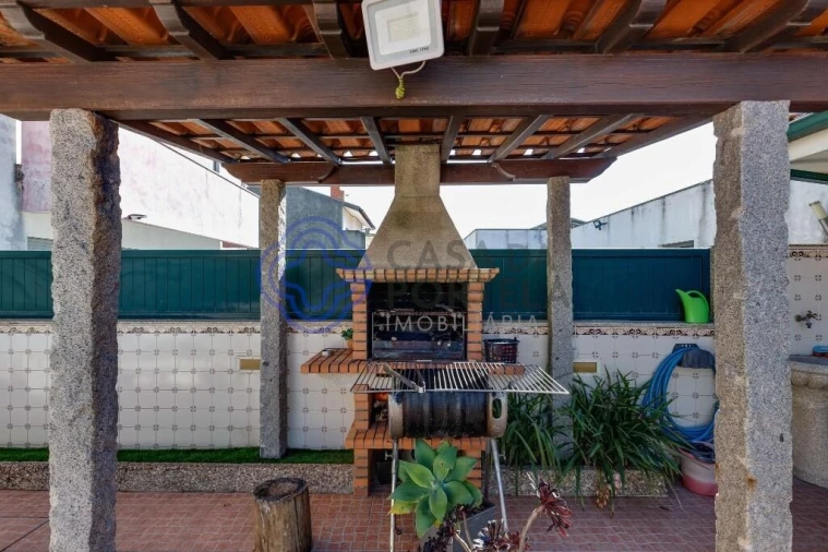 Moradia T3 para Venda em Vila Chã Foto 52