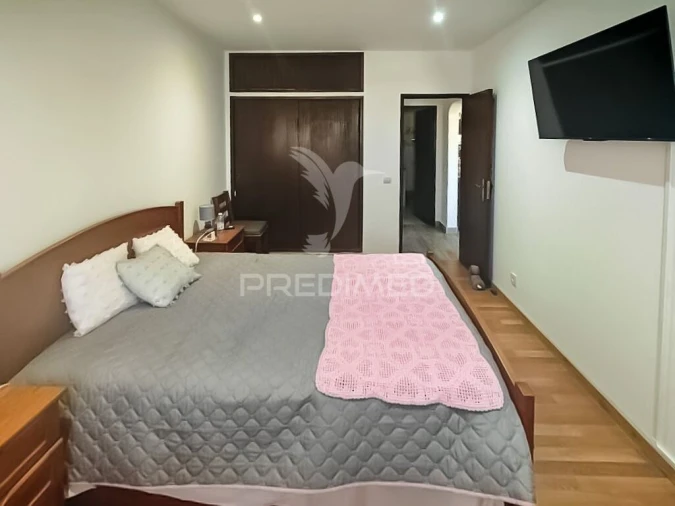 Apartamento T2 para Venda em Alvor Foto 12