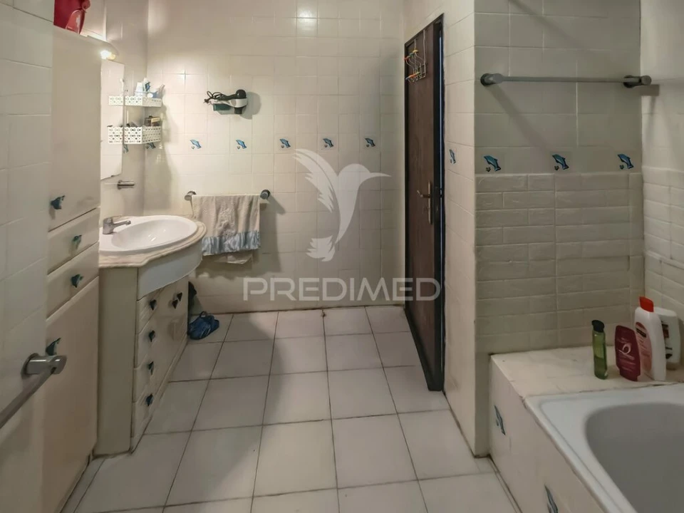 Apartamento T2 para Venda em Alvor Foto 14