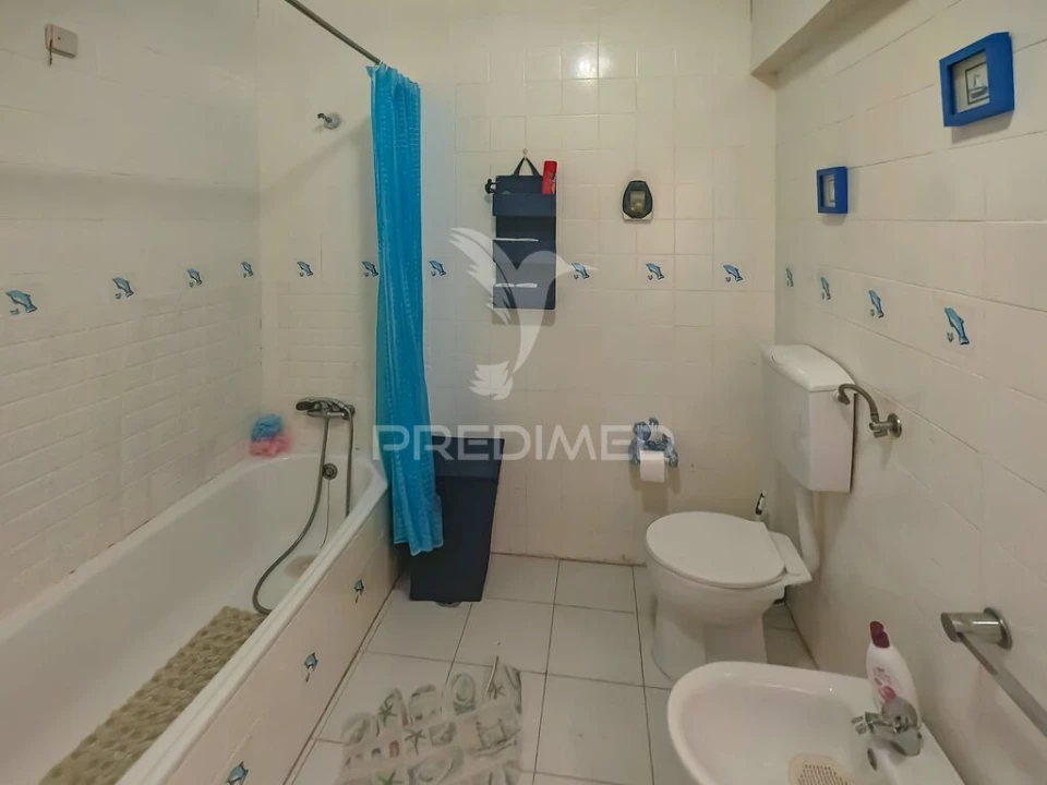 Apartamento T2 para Venda em Alvor Foto 3
