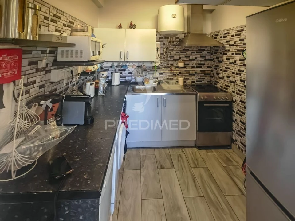 Apartamento T2 para Venda em Alvor Foto 2