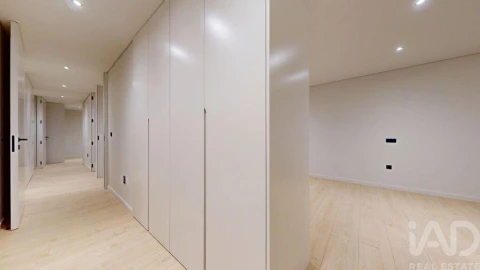 Apartamento T4 para Venda em Gondomar (São Cosme), Valbom e Jovim