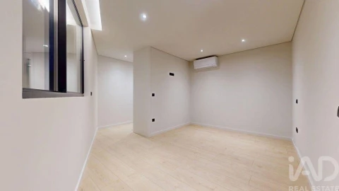 Apartamento T4 para Venda em Gondomar (São Cosme), Valbom e Jovim