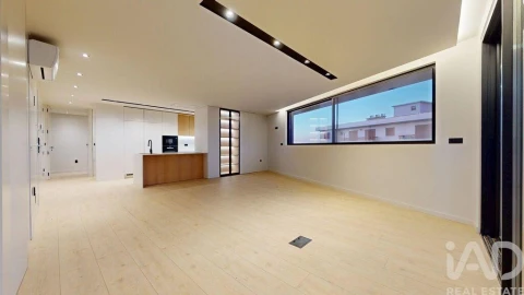 Apartamento T4 para Venda em Gondomar (São Cosme), Valbom e Jovim