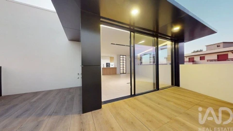 Apartamento T4 para Venda em Gondomar (São Cosme), Valbom e Jovim