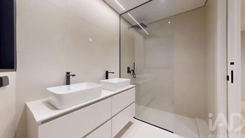 Apartamento T4 para Venda em Gondomar (São Cosme), Valbom e Jovim
