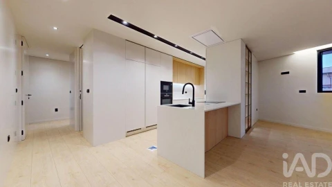 Apartamento T4 para Venda em Gondomar (São Cosme), Valbom e Jovim