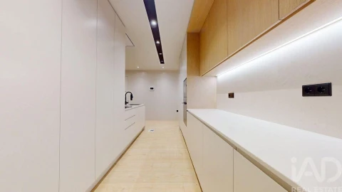 Apartamento T4 para Venda em Gondomar (São Cosme), Valbom e Jovim