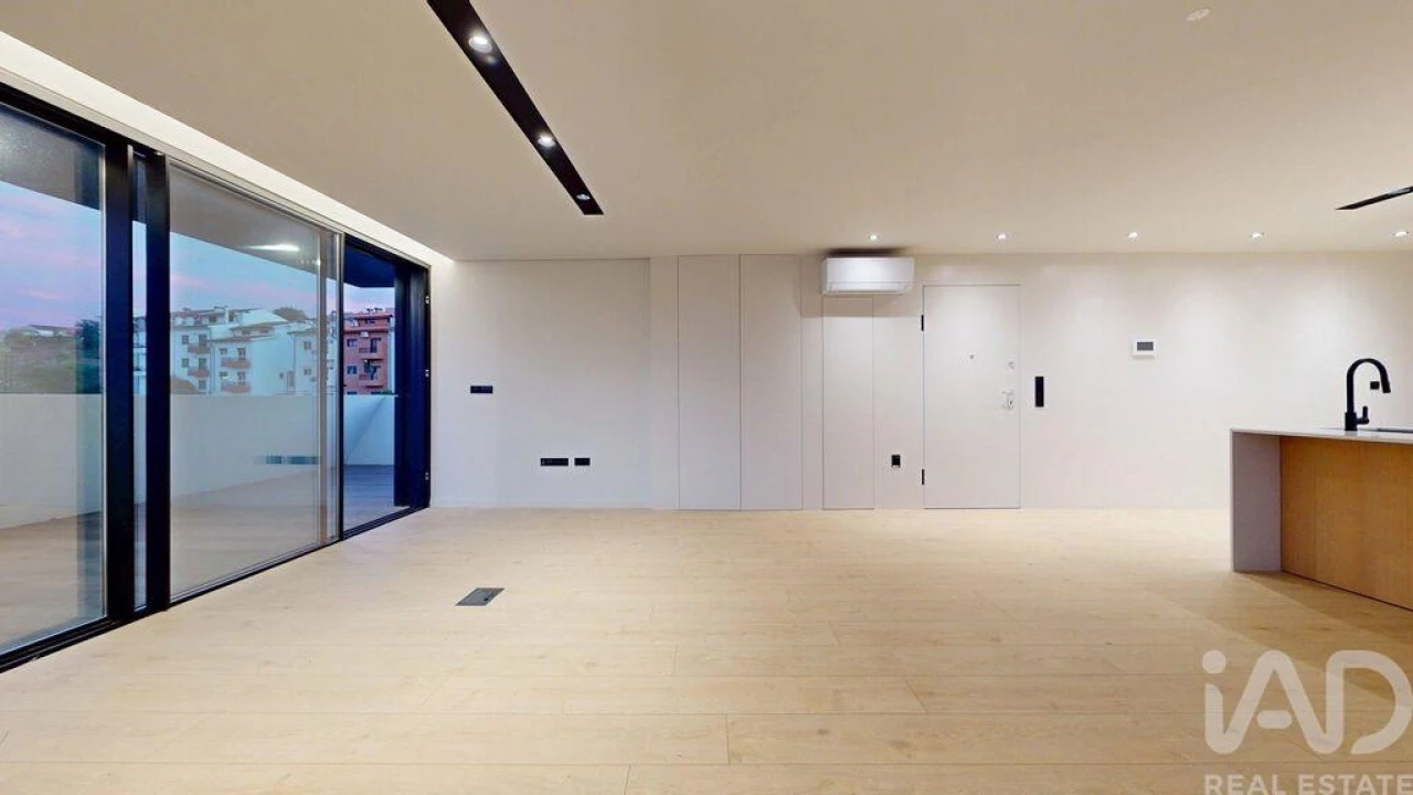 Apartamento T4 para Venda em Gondomar (São Cosme), Valbom e Jovim Foto 8