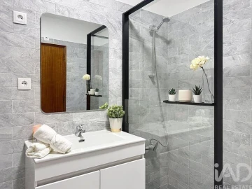 Apartamento para Venda em Baixa da Banheira e Vale da Amoreira