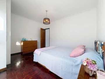 Apartamento para Venda em Baixa da Banheira e Vale da Amoreira
