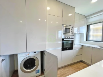 Apartamento T1 para Venda em Póvoa de Varzim, Beiriz e Argivai