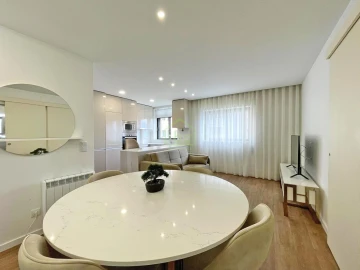 Apartamento T1 para Venda em Póvoa de Varzim, Beiriz e Argivai
