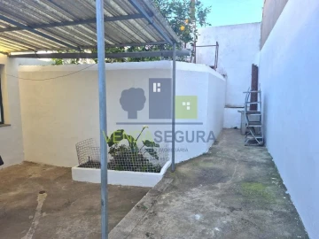 Moradia T2 para Venda em Safara e Santo Aleixo da Restauração