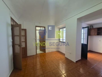 Moradia T2 para Venda em Safara e Santo Aleixo da Restauração