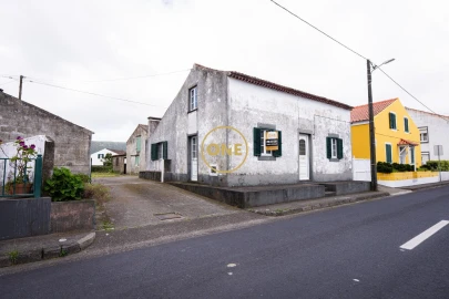 Moradia T2 para Venda em Sete Cidades