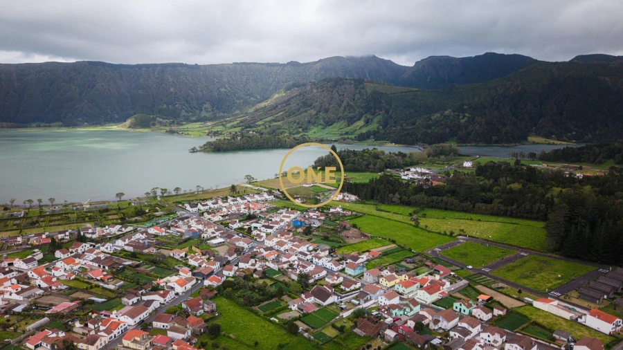 Moradia T2 para Venda em Sete Cidades Foto 30