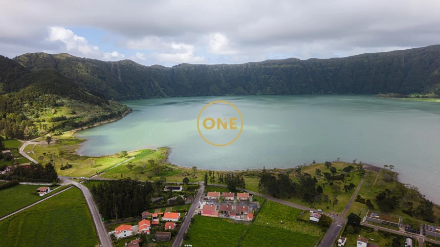 Moradia T2 para Venda em Sete Cidades Foto 27
